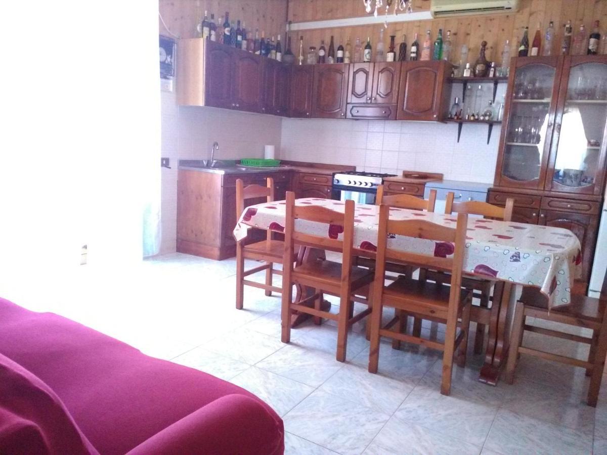 Апартаменты A Casa Di Roberto Порто-Чезарео Экстерьер фото
